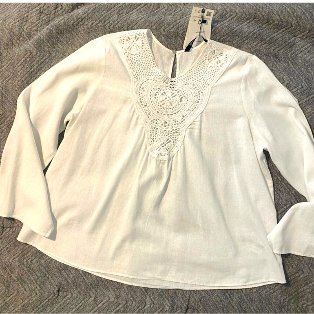 Zara Boho, white linen and crochet blouse.
